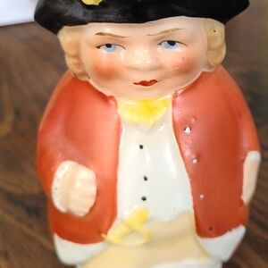 Charming Ceramic Colonial Figurine - Red and Cream